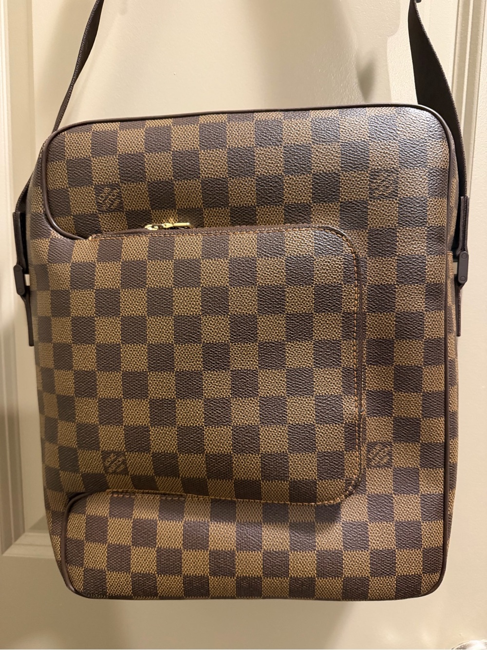 Louis Vuitton Olav Damier messenger bag